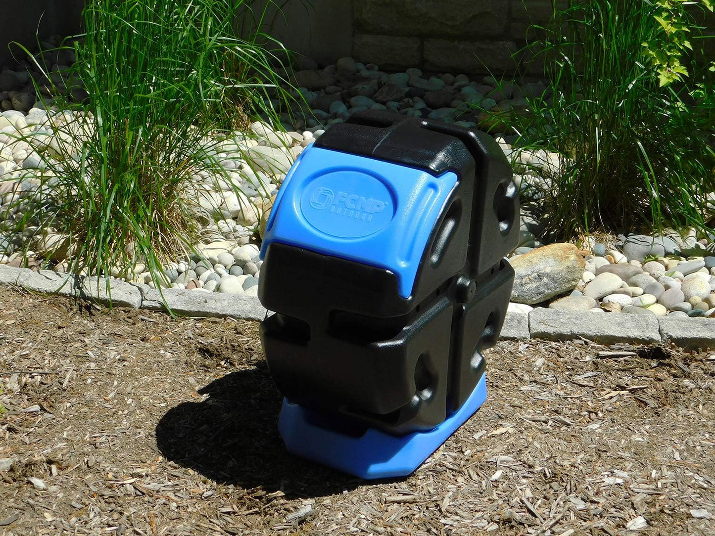 FCMP Outdoor HOTFROG Half Size Rolling Single Chamber Batch Tumbling Composter - Outdoor Rotating Garden Compost Bin (HF-RC2000WB-BLU) Black & Blue (19-Gallon)